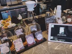 -星巴克臻选(南京艾尚天地店)