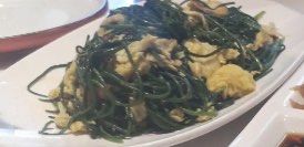 沙葱炒鸡蛋-老周家酱卤猪蹄私房菜(克拉玛依西街店)