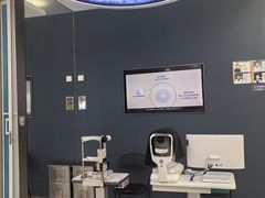 -镜客眼镜(浦江欢乐颂店)