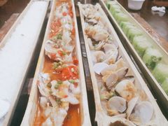 -胡须哥网红竹筒菜