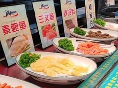 -遇上西雅图多融合海鲜自助餐厅(中房金谊广场店)
