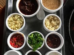 -朝伟清真铜瓢牛肉馆(三十年老·店)