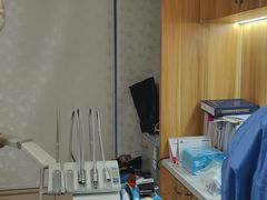-上海仁爱医院口腔科 · 种植