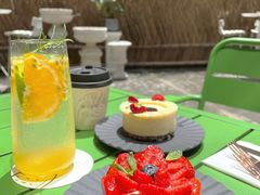 -潮一不贰·法式甜品·生日蛋糕·西式简餐(外滩店)