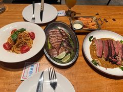-半吨 Halfton&Friends(车公庙店)
