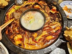 -成渝龙火锅(都江堰店)