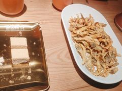 -谷丽麦馕新疆菜·清真(步步高梅溪新天地店)