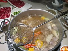 -左庭右院鲜牛肉火锅(浦江欢乐颂店)
