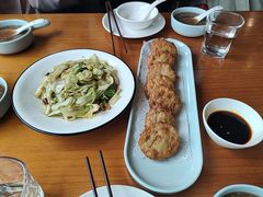 -莲餐厅·湖北菜·潜江小龙虾店(愚园路店)