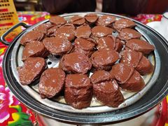 蒸血肠-闯关东东北农家菜(崂山石老人店)