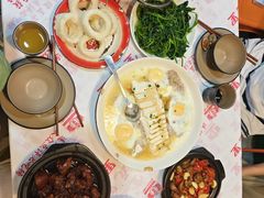 -堂瓦里·33年传统赣菜(第一街区店)