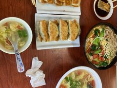 猪肉西葫芦锅贴-小街锅贴(护国寺店)