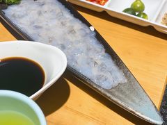 -洪氏嗨捞·广东猪肚鸡·椰子鸡火锅(西咸万象城店)