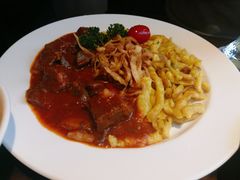 红烩牛肉配面疙瘩-宝莱纳餐厅(滨江店)