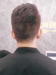 -水灵珑美容造型中心