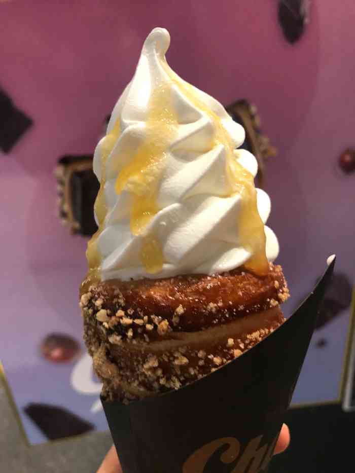 chaos chimney烟囱卷冰淇淋(朝阳大悦城店)-"这个冰淇淋甜品店在