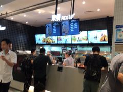 -肯德基(虹桥机场T2北指廊精选外卖点店)
