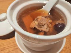 -顺风汤馆·广府粤菜(江宸天街店)
