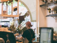 -FLOVIE FLORIST CAFE