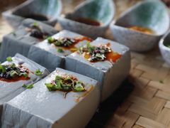 巴马·泉水黑豆腐-壮乡楼民俗文化苑(李宁体育园店)