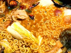 -胡须佬鸡煲四季火锅(海雅缤纷城店)