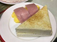 火腿炒蛋多士-华星冰室(湾仔店)