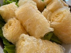 -毛辣果·贵州红酸汤牛肉火锅(西单店)
