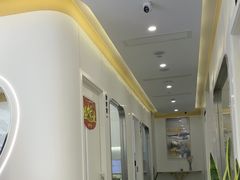 -皓齿连锁·雅贝健口腔·种植·矫正中心(虹口曲阳路店)