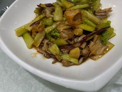 -品味居·首店·大连鲜活海鲜大连菜(东港店)