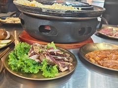 -胡悦里韩式烤肉(芝罘万达广场店)