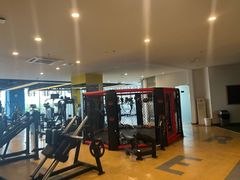 -锐菲特游泳体育健身中心(滨江店)