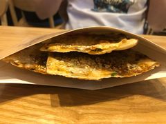 劲爆牛肉锅盔-文叔·湖北名小吃·小龙虾(华强北店)
