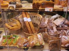 -巴黎贝甜(华堂新辰汇店)