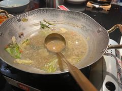 -川流不息·地道川菜·小龙虾(新松江路店)