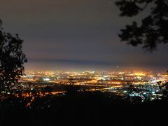 -鬼笑石后山停车场