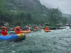 -雅鲁激流探险漂流