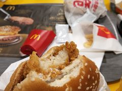 -麦当劳(欢乐谷店)