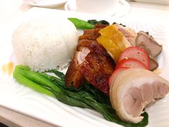 新发八宝饭-香港新发烧腊茶餐厅(万象店)