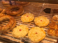 水果披萨-昆明冠生园·蛋糕·面包(朗悦湾店)