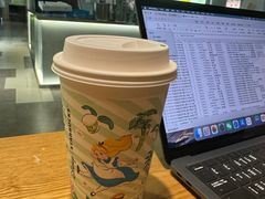 -星巴克(上海虹桥新天地二店)