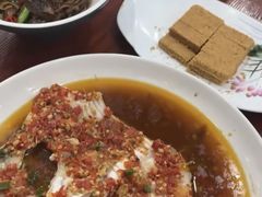 -湖南人家湘菜馆(镇江路店)