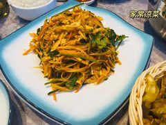 -屋里家延边朝鲜族冷面(梅林3店)
