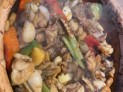 啫啫好味牛蛙-天宝食坊·啫啫煲大排档(西华路店)