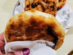 豆腐脑-张吉祥花椒肉火烧(老潍县美食城店)