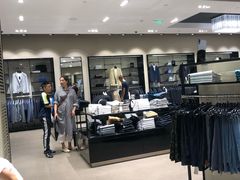 -枫叶小镇奥特莱斯