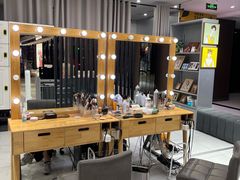 -企鹅照相馆(岗顶天娱店)