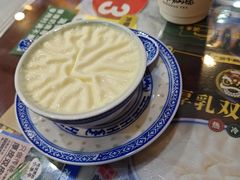 -广信牛奶甜品世家(台东店)