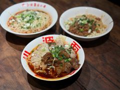 -周小波重庆小面·重庆名小吃(邹容路店)