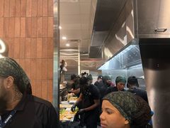 -爱德华·劳伦斯·洛根将军国际机场