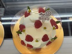 -花花卷卷·鲜食蛋糕(静安久光百货店)